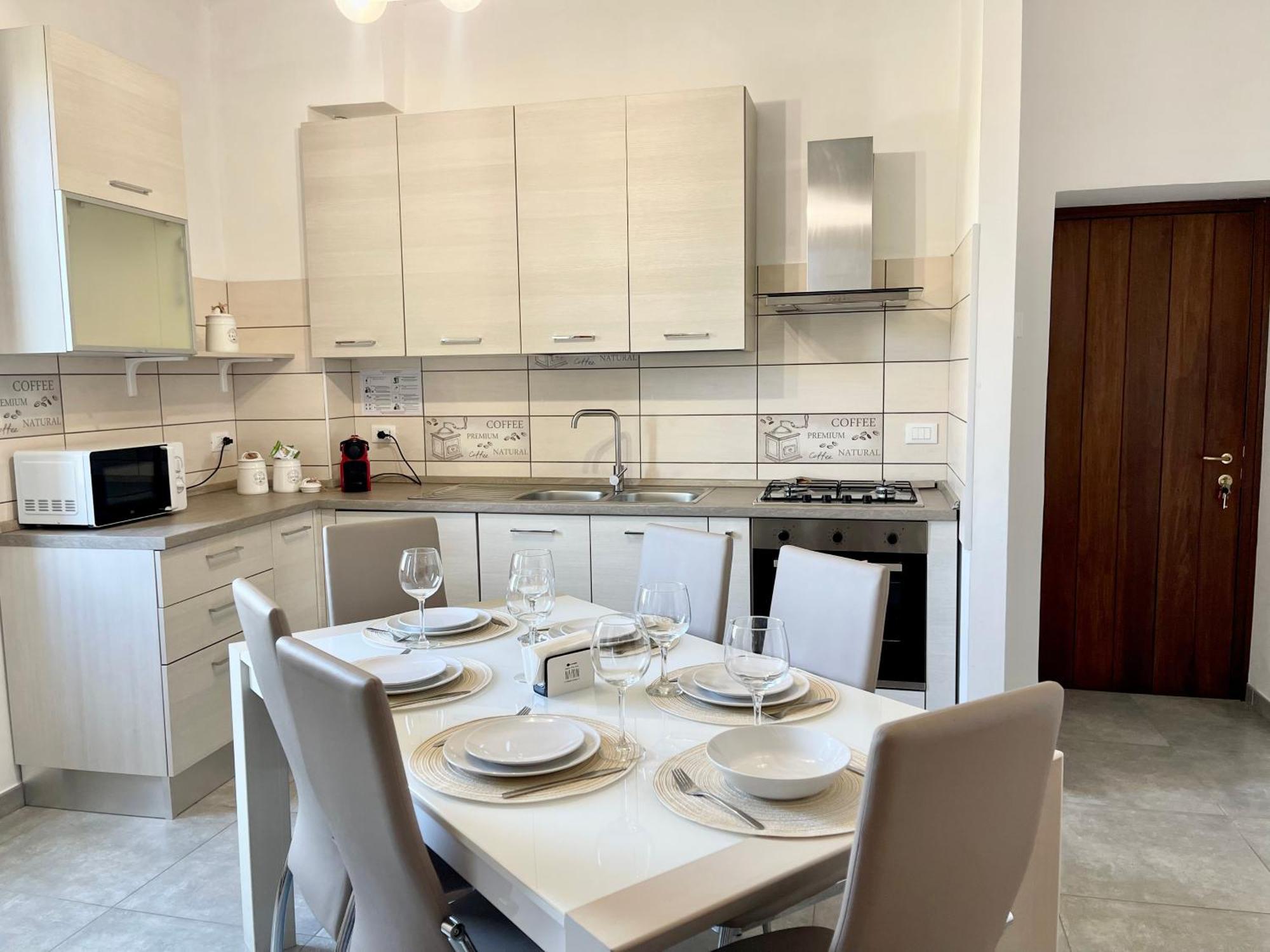 All'Apulia N'23 - Apartment With Parking Lecce Buitenkant foto